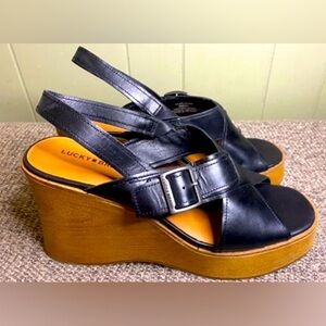 New Lucky Brqnd Wedge Sandals